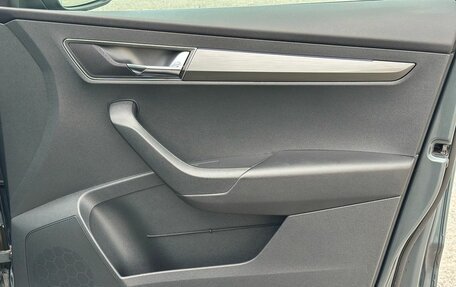 Skoda Karoq I, 2017 год, 2 200 000 рублей, 23 фотография