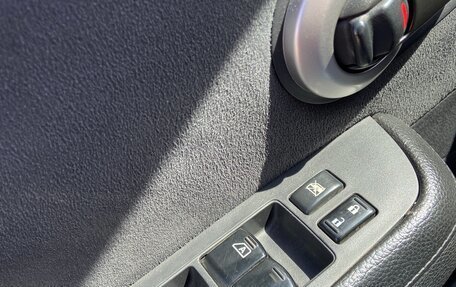 Nissan Tiida, 2006 год, 730 000 рублей, 15 фотография