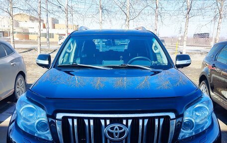 Toyota Land Cruiser Prado 150 рестайлинг 2, 2010 год, 2 800 000 рублей, 1 фотография