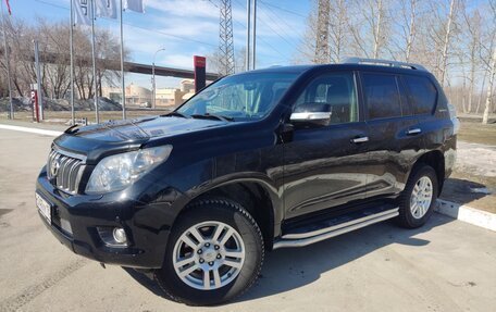 Toyota Land Cruiser Prado 150 рестайлинг 2, 2010 год, 2 800 000 рублей, 2 фотография