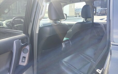 Toyota Land Cruiser Prado 150 рестайлинг 2, 2010 год, 2 800 000 рублей, 8 фотография