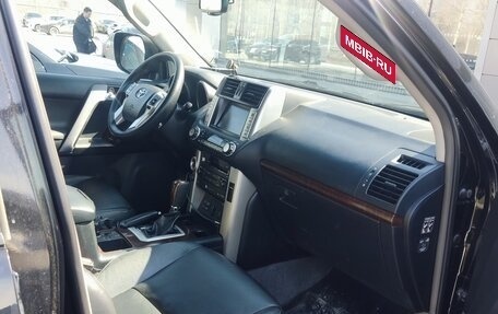 Toyota Land Cruiser Prado 150 рестайлинг 2, 2010 год, 2 800 000 рублей, 6 фотография