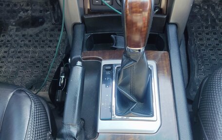 Toyota Land Cruiser Prado 150 рестайлинг 2, 2010 год, 2 800 000 рублей, 11 фотография