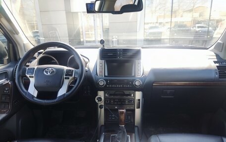 Toyota Land Cruiser Prado 150 рестайлинг 2, 2010 год, 2 800 000 рублей, 9 фотография