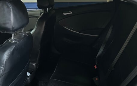 Hyundai Solaris II рестайлинг, 2013 год, 850 000 рублей, 2 фотография