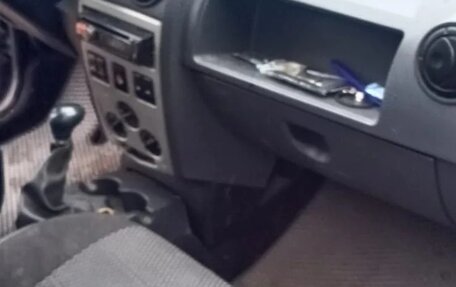 Renault Logan I, 2006 год, 150 000 рублей, 5 фотография