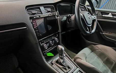 Volkswagen Golf VII, 2018 год, 19 фотография