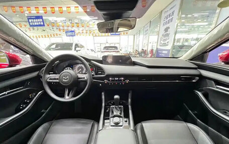 Mazda 3, 2023 год, 1 650 013 рублей, 13 фотография