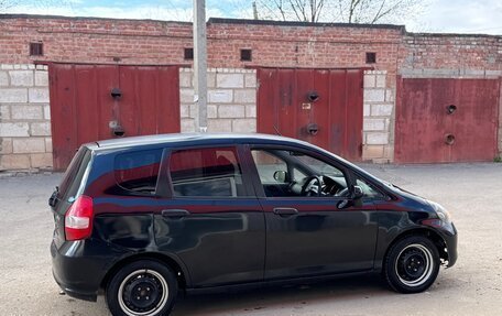 Honda Fit III, 2002 год, 325 000 рублей, 8 фотография
