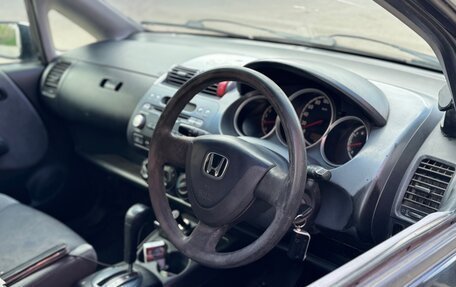 Honda Fit III, 2002 год, 325 000 рублей, 9 фотография