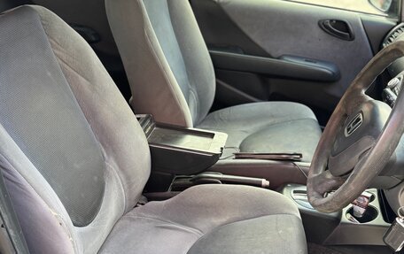 Honda Fit III, 2002 год, 325 000 рублей, 10 фотография