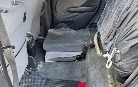 Honda Fit III, 2002 год, 325 000 рублей, 17 фотография