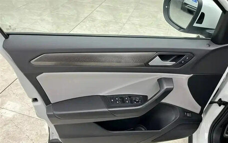 Volkswagen T-Roc I, 2022 год, 1 655 123 рублей, 6 фотография