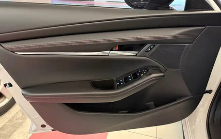 Mazda 3, 2023 год, 1 580 013 рублей, 7 фотография