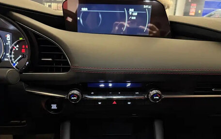 Mazda 3, 2023 год, 1 580 013 рублей, 11 фотография