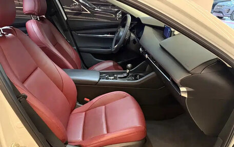 Mazda 3, 2023 год, 1 580 013 рублей, 17 фотография