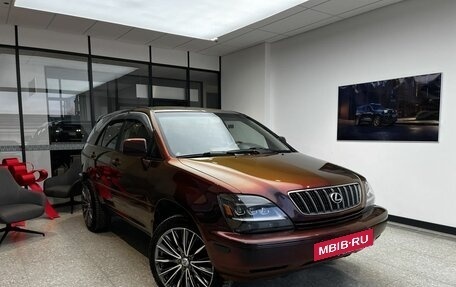 Lexus RX IV рестайлинг, 2001 год, 1 000 000 рублей, 3 фотография