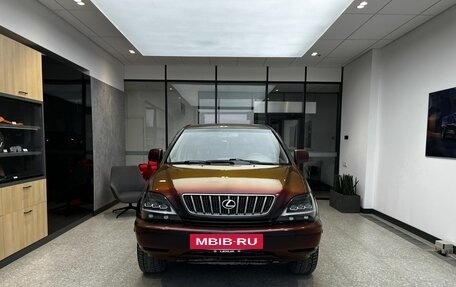 Lexus RX IV рестайлинг, 2001 год, 1 000 000 рублей, 2 фотография