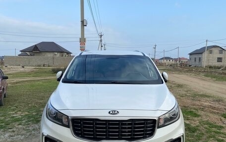 KIA Carnival III, 2020 год, 2 570 000 рублей, 3 фотография