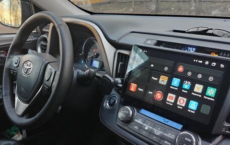 Toyota RAV4, 2013 год, 1 600 000 рублей, 2 фотография