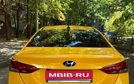 Hyundai Solaris II рестайлинг, 2021 год, 1 550 000 рублей, 2 фотография