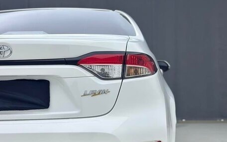 Toyota Corolla, 2022 год, 1 220 000 рублей, 8 фотография