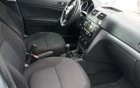 Skoda Yeti I рестайлинг, 2017 год, 1 200 000 рублей, 12 фотография