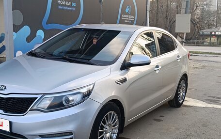 KIA Rio III рестайлинг, 2015 год, 920 000 рублей, 3 фотография