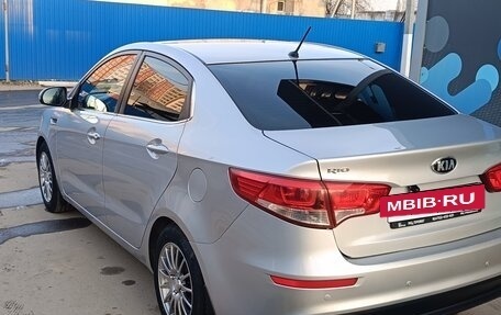 KIA Rio III рестайлинг, 2015 год, 920 000 рублей, 5 фотография