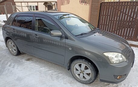 Toyota Corolla, 2005 год, 630 000 рублей, 2 фотография