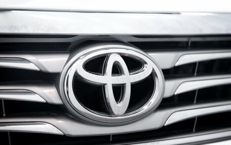 Toyota RAV4, 2011 год, 1 450 000 рублей, 10 фотография