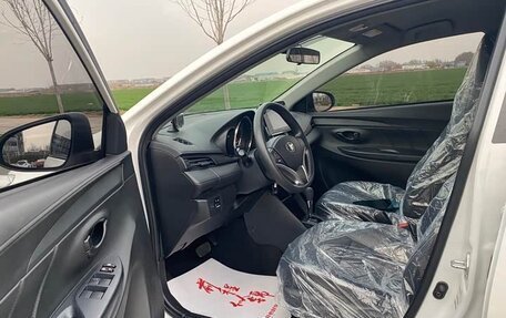 Toyota Vios III, 2022 год, 1 250 000 рублей, 5 фотография