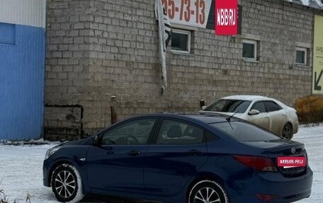 Hyundai Solaris II рестайлинг, 2015 год, 955 000 рублей, 4 фотография