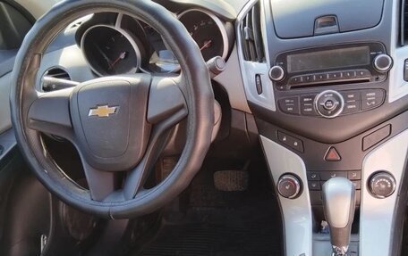 Chevrolet Cruze II, 2014 год, 780 000 рублей, 4 фотография