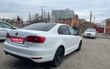 Volkswagen Jetta VI, 2013 год, 900 000 рублей, 5 фотография