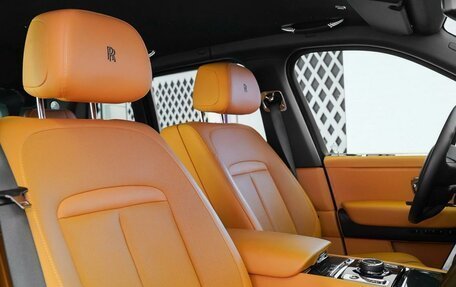 Rolls-Royce Cullinan, 2019 год, 29 790 000 рублей, 9 фотография