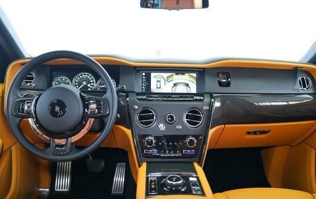 Rolls-Royce Cullinan, 2019 год, 29 790 000 рублей, 8 фотография