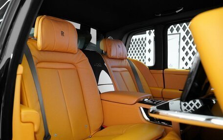 Rolls-Royce Cullinan, 2019 год, 29 790 000 рублей, 12 фотография