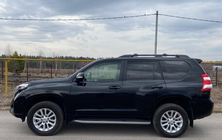 Toyota Land Cruiser Prado 150 рестайлинг 2, 2017 год, 4 500 000 рублей, 7 фотография