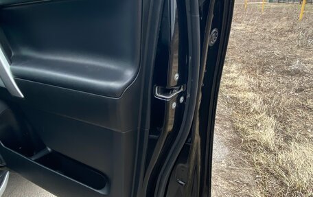 Toyota Land Cruiser Prado 150 рестайлинг 2, 2017 год, 4 500 000 рублей, 16 фотография