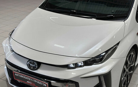 Toyota Prius IV XW50, 2018 год, 2 357 000 рублей, 5 фотография