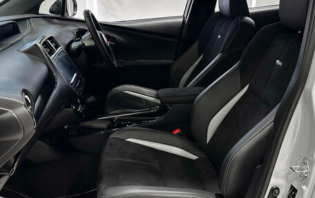 Toyota Prius IV XW50, 2018 год, 2 357 000 рублей, 22 фотография