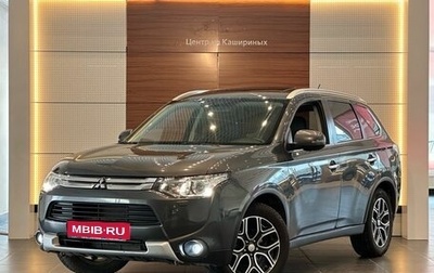 Mitsubishi Outlander III рестайлинг 3, 2014 год, 2 099 000 рублей, 1 фотография
