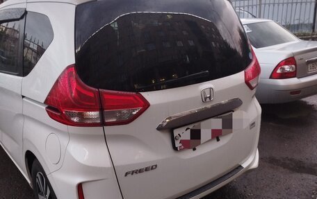 Honda Freed II, 2018 год, 1 580 000 рублей, 5 фотография