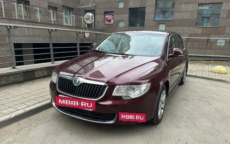 Skoda Superb III рестайлинг, 2010 год, 850 000 рублей, 2 фотография
