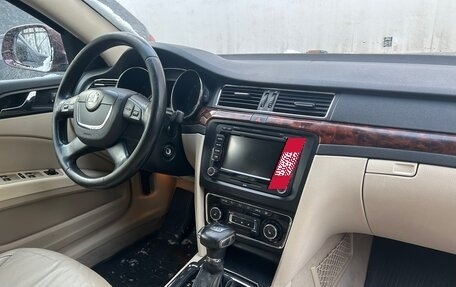 Skoda Superb III рестайлинг, 2010 год, 850 000 рублей, 12 фотография