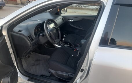 Toyota Corolla, 2013 год, 1 050 000 рублей, 8 фотография