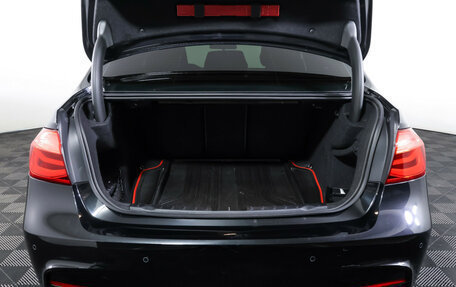 BMW 3 серия, 2017 год, 2 990 000 рублей, 10 фотография