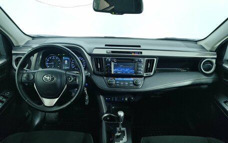 Toyota RAV4, 2015 год, 2 251 000 рублей, 10 фотография