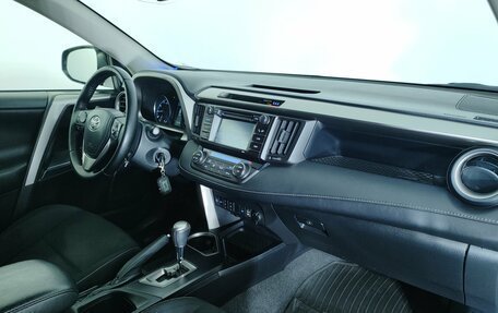 Toyota RAV4, 2015 год, 2 251 000 рублей, 11 фотография